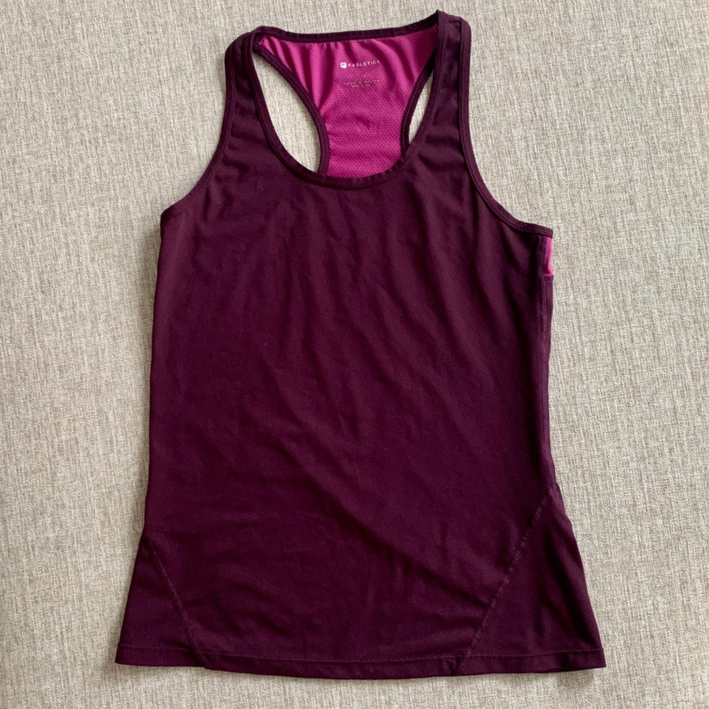 Fabletics top small